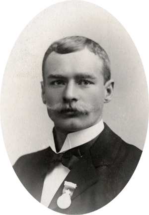 Sverre Hassel.